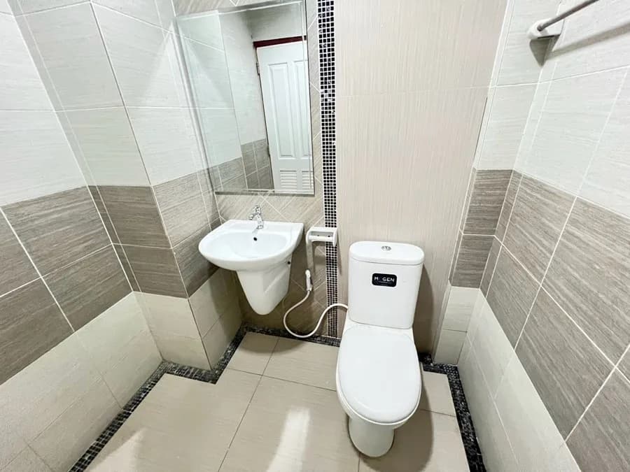 ทาวน์โฮม 3 ชั้นห้องมุม ซ.เลียบวารี 25/1 หมู่บ้านเพ็ญศิริ 4 อยู่ต้นโครงการมีเทอเรสหน้า-หลัง รูปที่ 16
